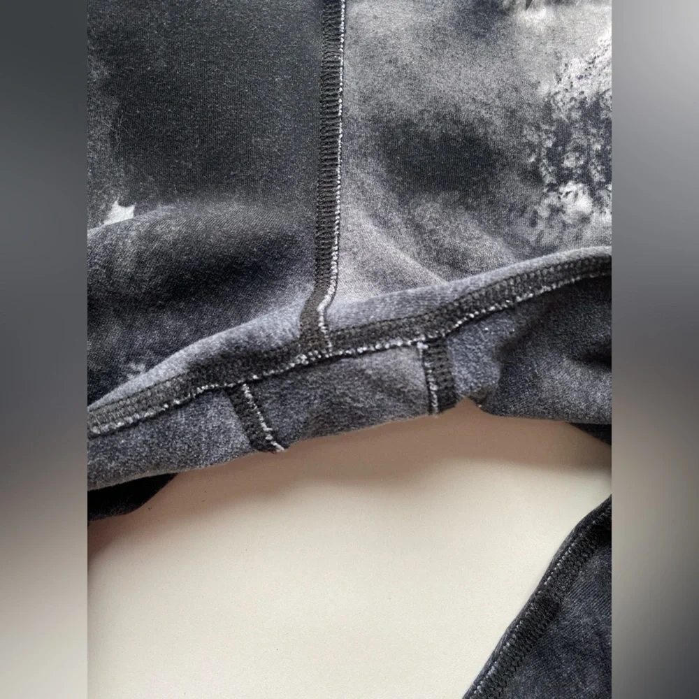 Alo Black and White Marble Tie Dyed Leggings Size Small‎